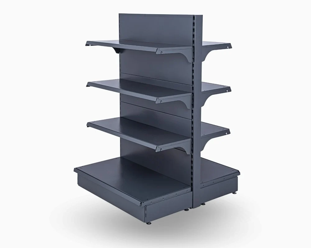 رفوف سوبر ماركت وسطي